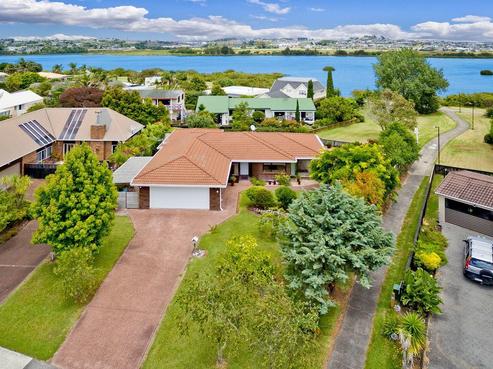 53 Maygrove Drive, Orewa