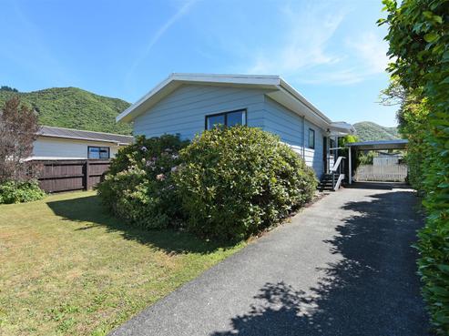 24 Turon Crescent, Totara Park