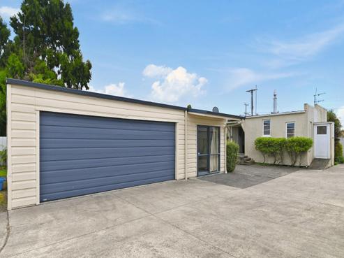 19 Kawaha Point Road, Fairy Springs
