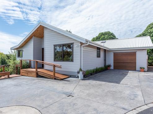 4 Fiesta Grove, Raumati Beach