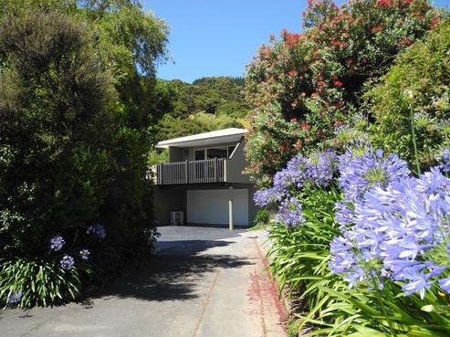 2/10 Fleur Lane, Akaroa