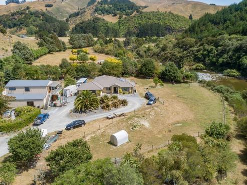 69 Lee Valley Road, Brightwater