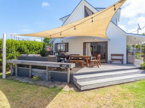 406 Linton Crescent, Whangamata