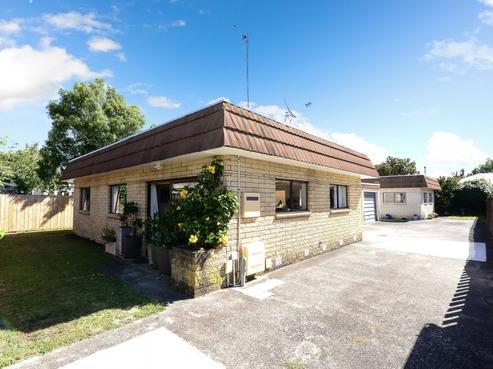 3/1 Saint Olpherts Avenue, Hamilton East