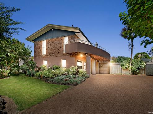 12 Chip Grove, Sunnyhills