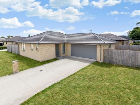 6 Captain Mitchell Drive, Opaheke