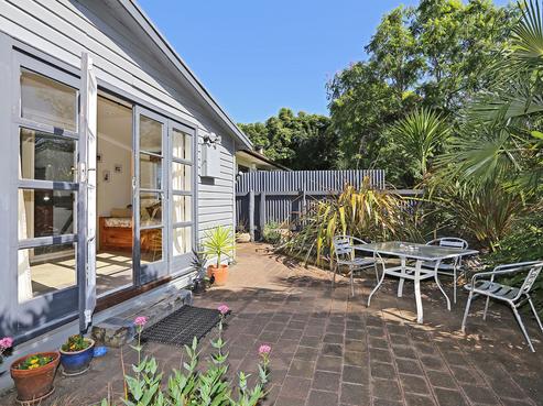 9 Holden Avenue, Haumoana