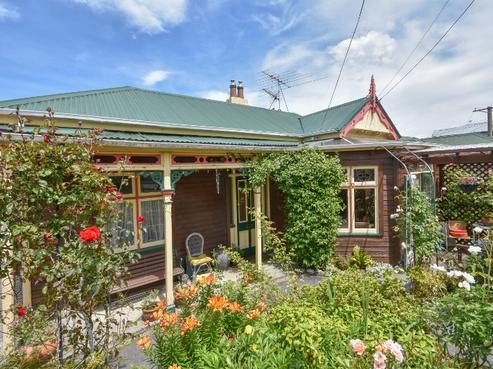 5 Neidpath Road, Mornington