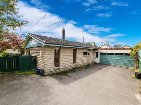 8 Mavis Street, Saint Clair
