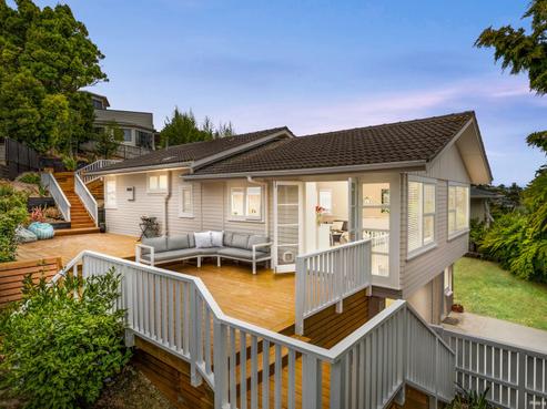 22 Stott Avenue, Birkdale