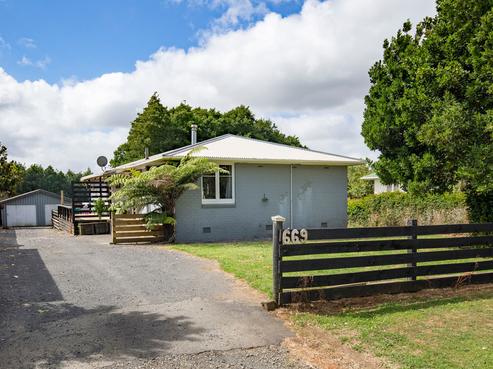 669 Onewhero-tuakau Bridge Road, Onewhero