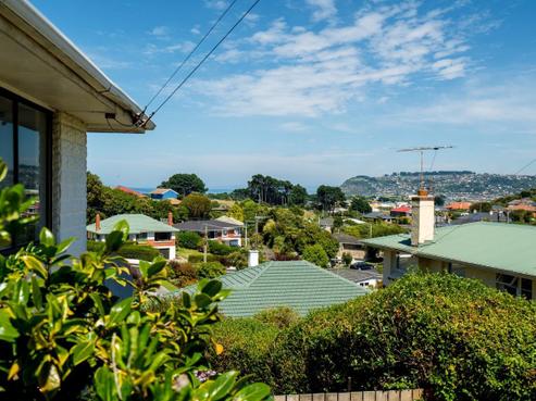 12 Chisholm Place, Tainui