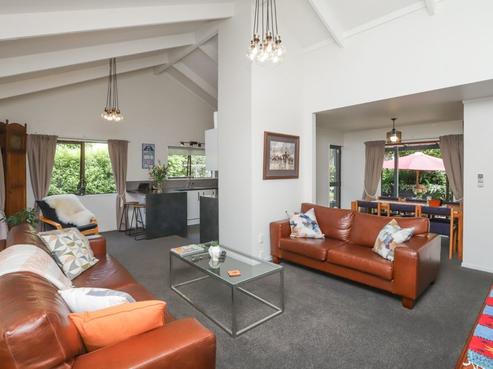 20 Perindale Drive, Chartwell