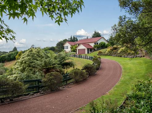 82 Harry Dreadon Road, Opaheke