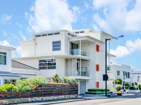 617 Marine Parade, Napier South
