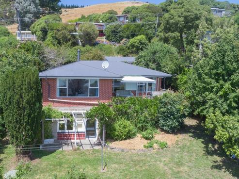 13 Andersons Road, Charteris Bay