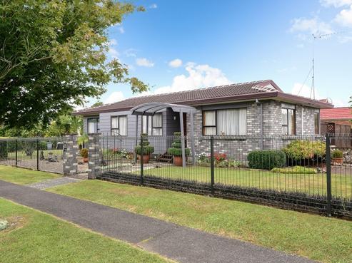 4 Ronald Court, Pukete