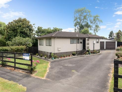 9 Anderson Road, Deanwell