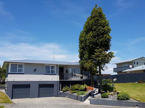42 Bonar Drive, Hokitika