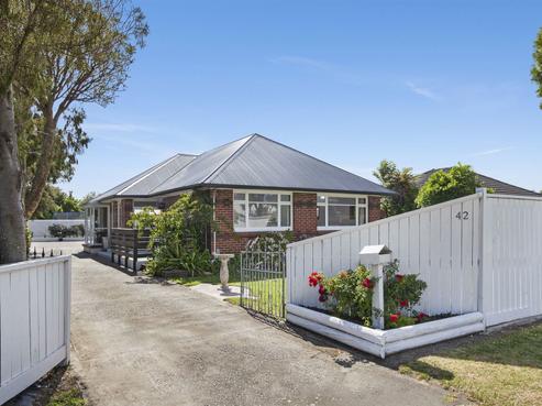 42 Torrens Road, Middleton
