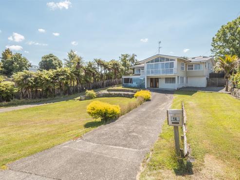 14 Grand Vue Road, Kawaha Point