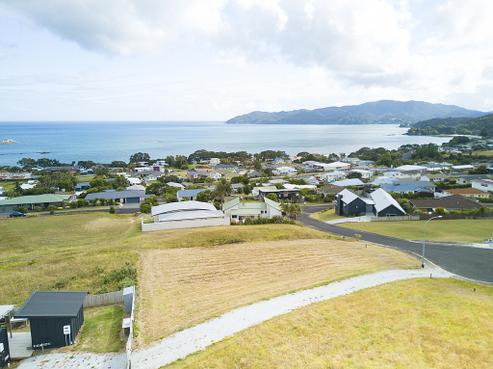 8 Oden Hill, Coopers Beach