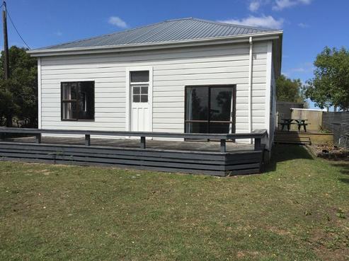 2227 State Highway 1, Rongotea