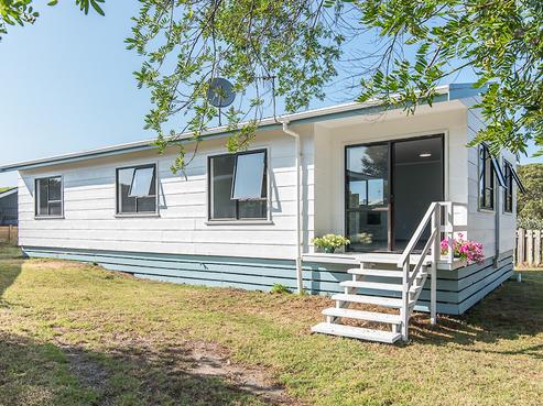 26 Titoki Road, Waikanae Beach