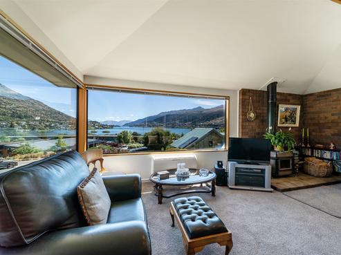 56 Lake Avenue, Frankton