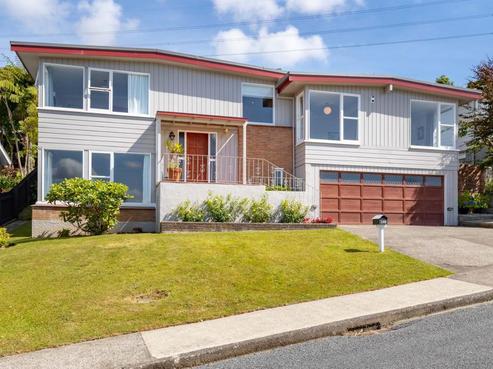 127 Tirohanga Road, Tirohanga