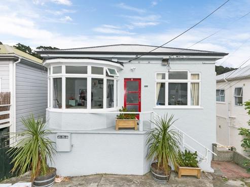 164 Hanson Street, Newtown