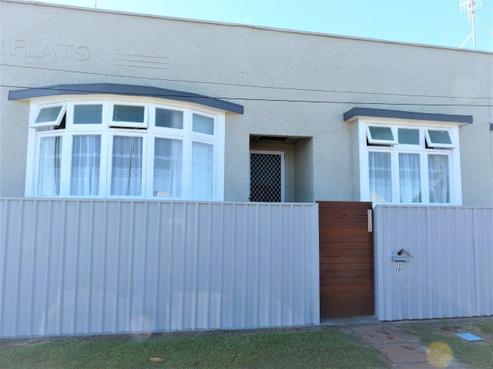 2/207 Miller Street, Hastings