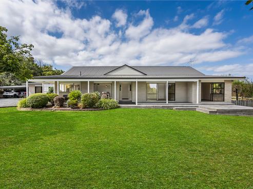 410 Drury Hills Road, Drury