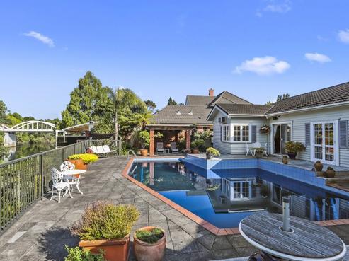 509 River Road, Fairfield