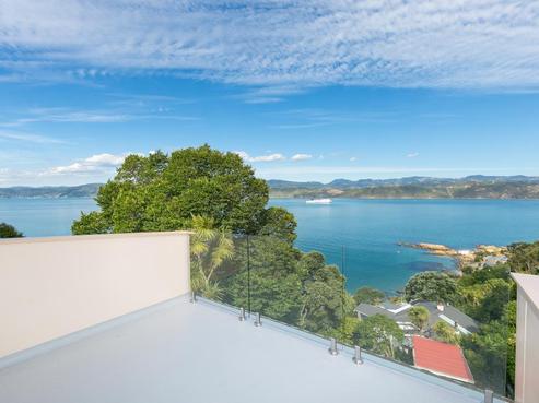 12 Napier Street, Karaka Bays