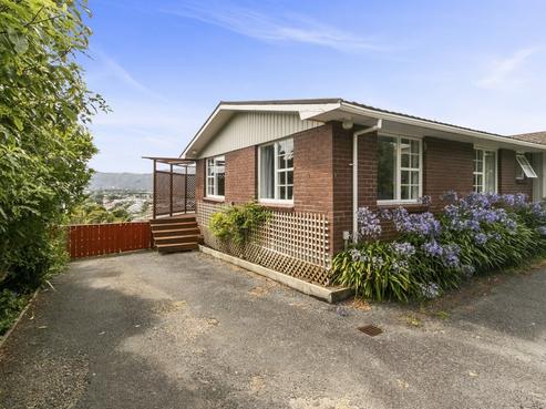 1/22 Dowse Drive, Maungaraki
