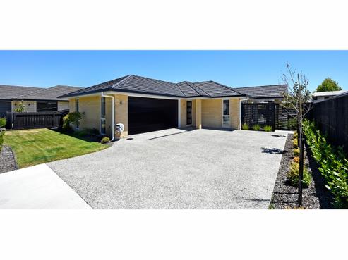 8 Carmello Grove, Richmond