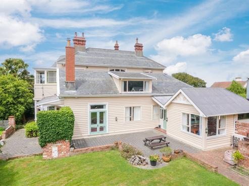 60 Wallace Street, Maori Hill