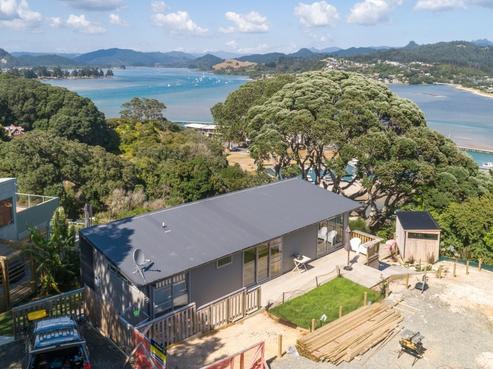 18 Margaret Wells Avenue, Tairua