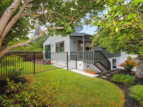 2/22 Glendene Avenue, Glendene