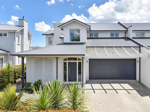 13 Lake Drive, Karaka