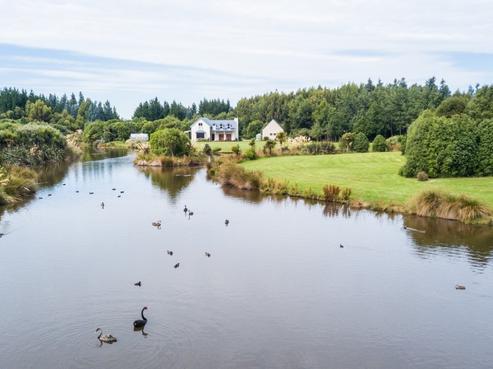 85 Mason Road, Tisbury