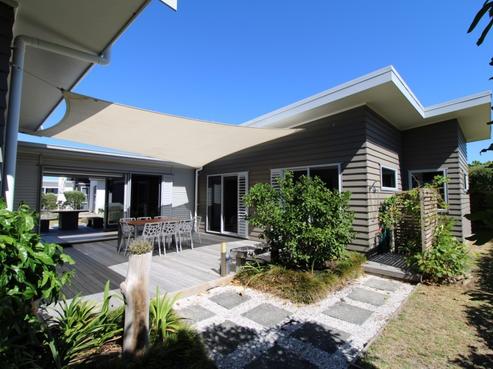 114 Ashley Place, Matarangi