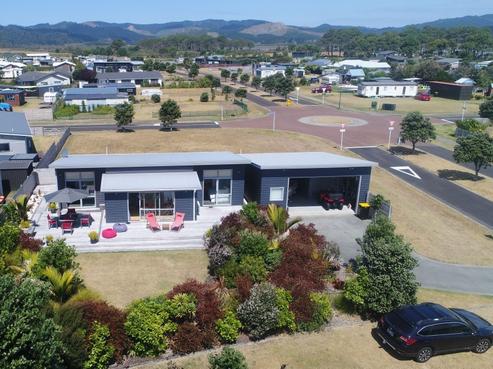 139 Harbour Drive, Matarangi