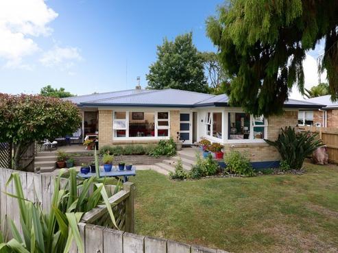 18 Scott Avenue, Hamilton East