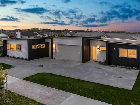 19 Robert Might Road, Kumeu
