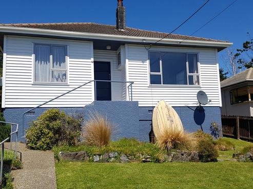 42 Pearce Street, Bluff