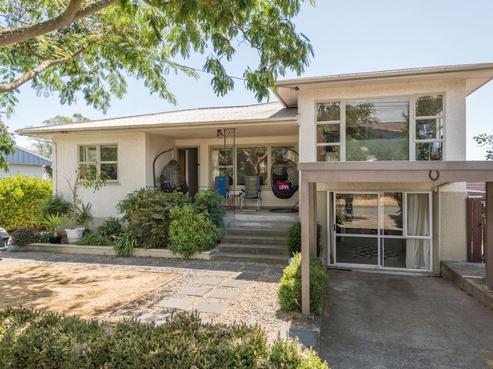 4 Alfred Sheat Street, Richmond