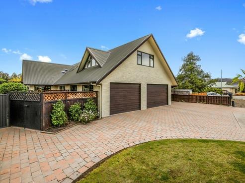 12 Pines Road, Alexandra