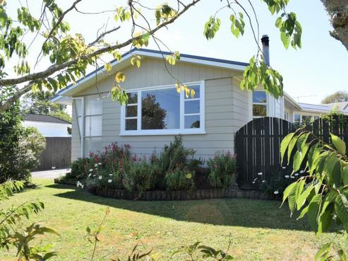 4 Dittmer Street, Otaki